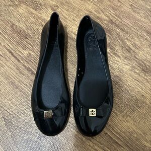 Tory Burch black jelly bow flats Size 8